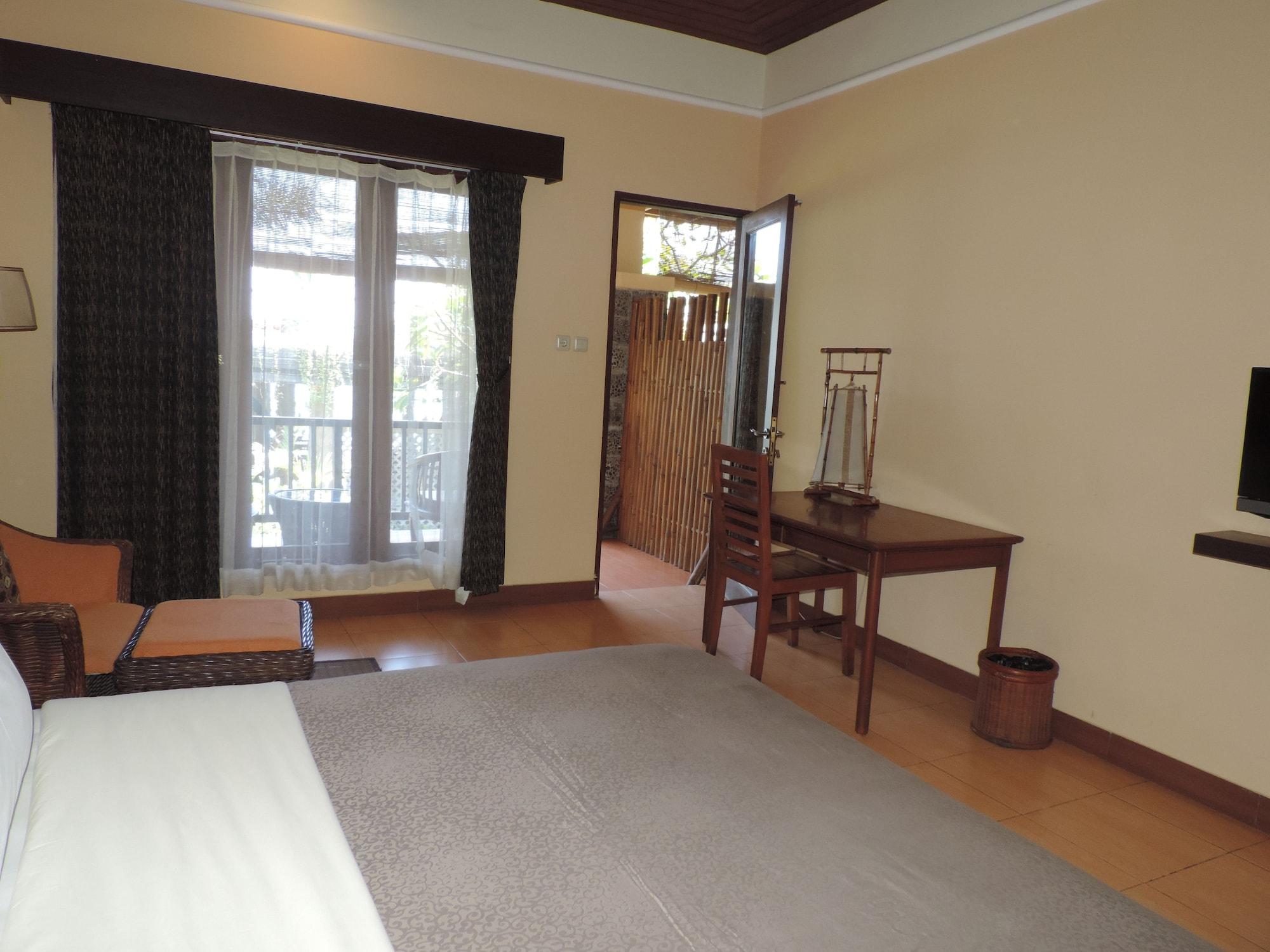 Hotel Sunsethouse Lombok Mangsit Exterior foto