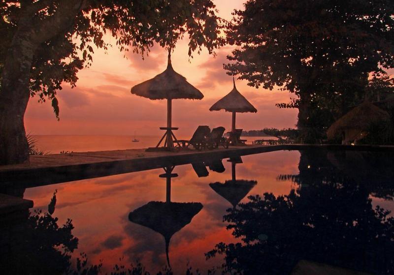 Sunsethouse Lombok Hotel Mangsit Exterior foto